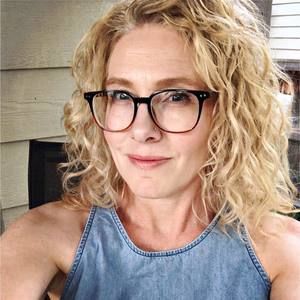 Meet your Posher, Jennifer